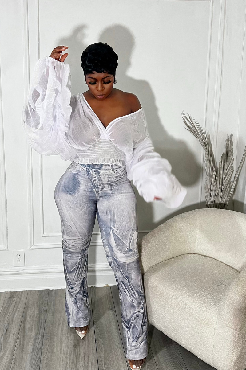 AALIYAH BUBBLE SLEEVE TOP (WHITE)