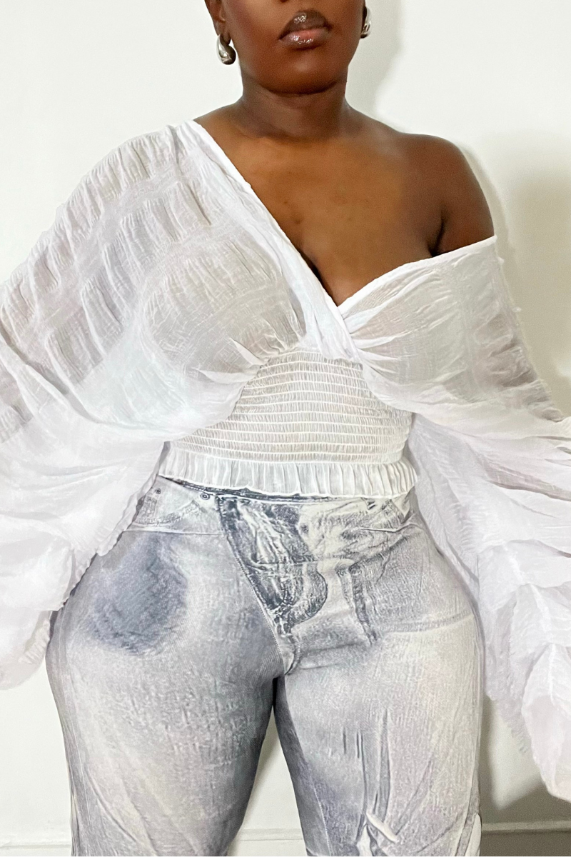 AALIYAH BUBBLE SLEEVE TOP (WHITE)