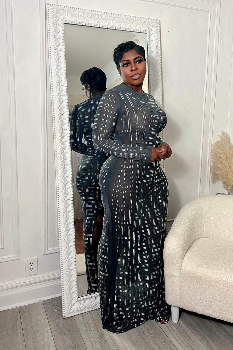 ITS GIVING MAXI DRESS