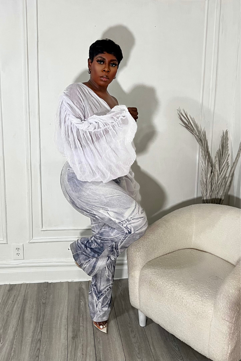 AALIYAH BUBBLE SLEEVE TOP (WHITE)