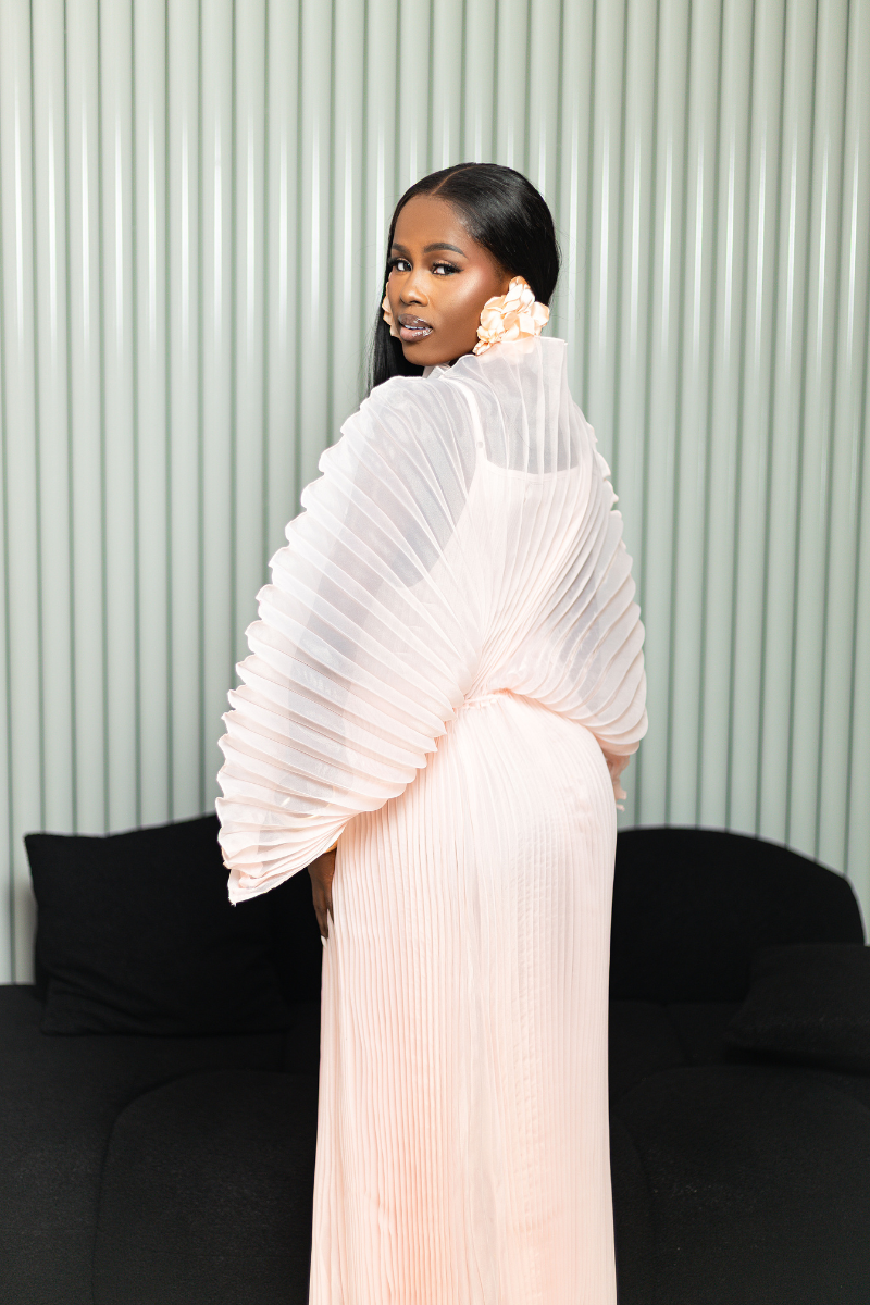 IRIDA PLEATED MAXI DRESS (BABYPINK)