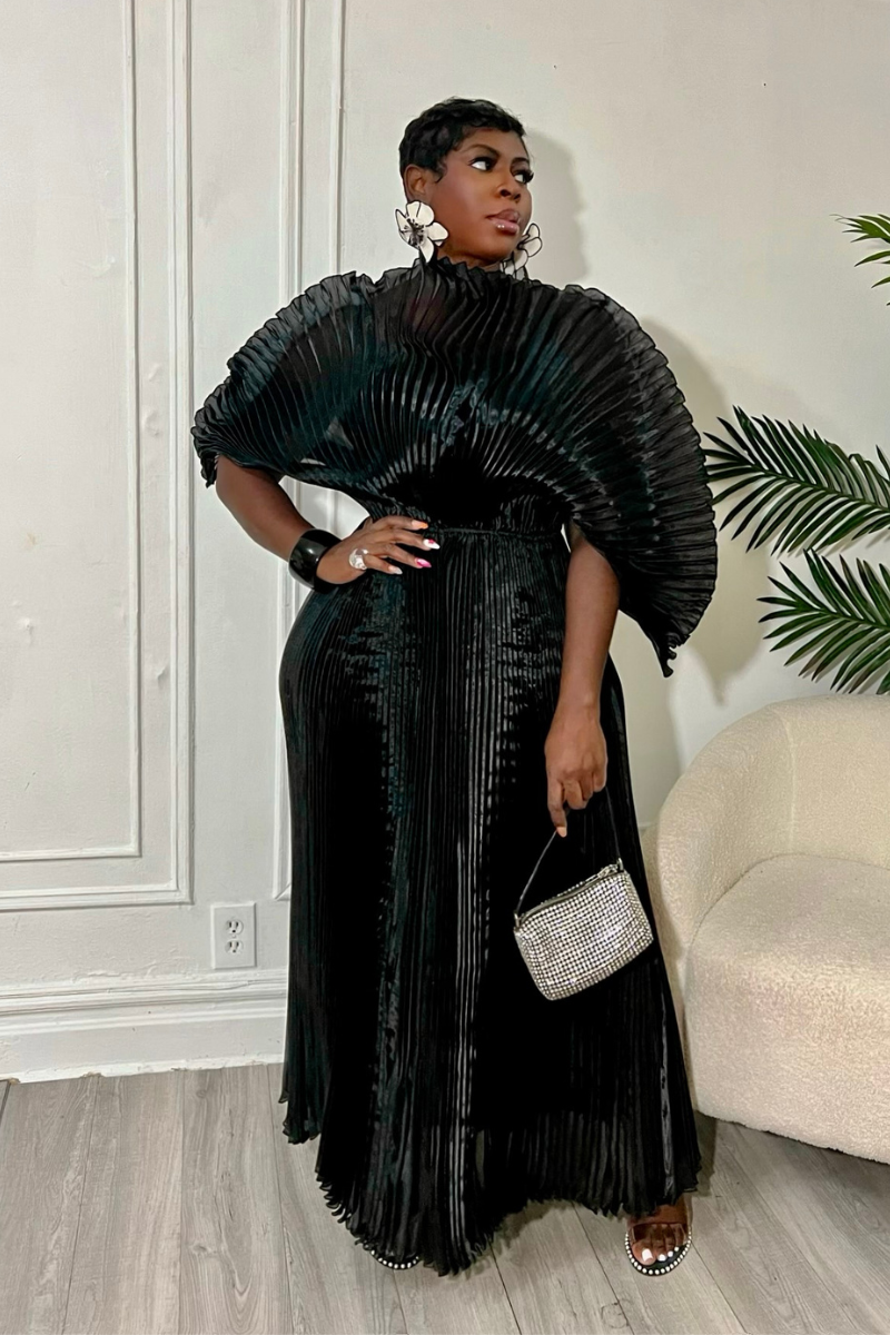 IRIDA PLEATED MAXI DRESS (BLACK)