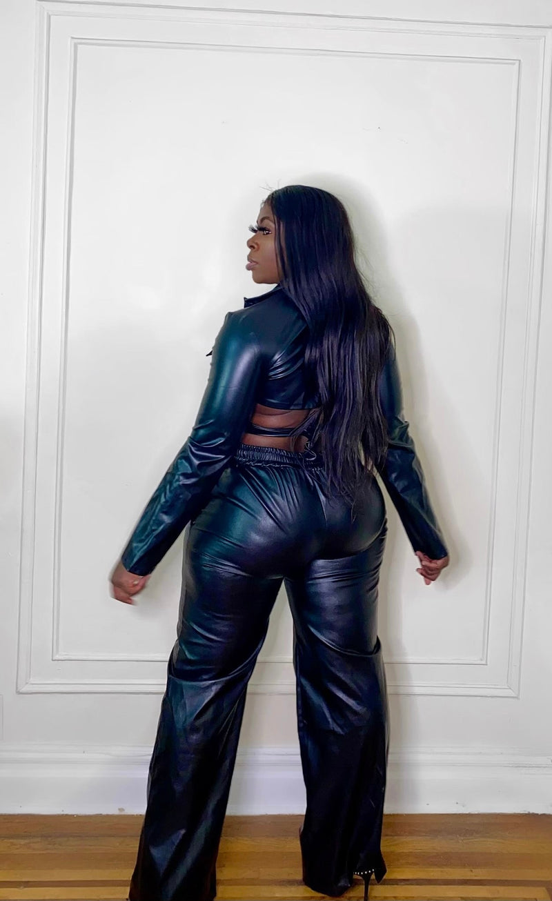 LEATHER ME UP SET